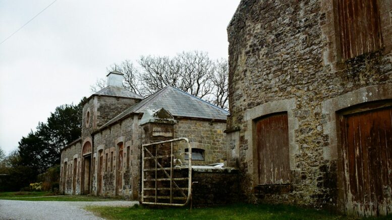Une maison héritée à trois : chronique d'une indivision ordinaire
